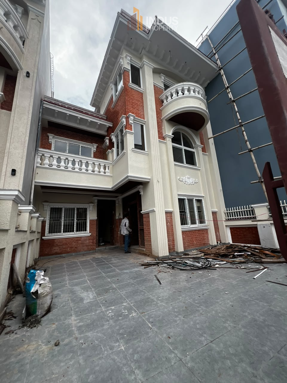 property-image